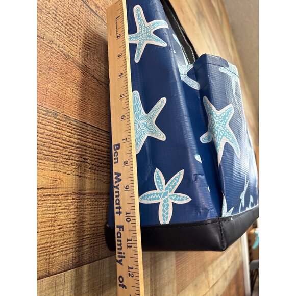SCOUT Uptown Girl Pocket Tote Bag Blue Starfish Pattern - Picture 2 of 5